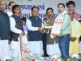 सहकारिता से बढ़ेगी किसानों की आय, विकसित छत्तीसगढ़ की नींव होगी मजबूत: मुख्यमंत्री साय सहकारिता से बढ़ेगी किसानों की आय, विकसित छत्तीसगढ़ की नींव होगी मजबूत: मुख्यमंत्री साय