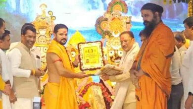 रथ के पहियों पर आस्था, परंपरा में संस्कृति—अमलीपदर की रथयात्रा बनी विरासत की पहचान रथ के पहियों पर आस्था, परंपरा में संस्कृति—अमलीपदर की रथयात्रा बनी विरासत की पहचान