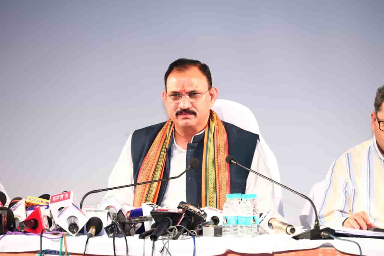 मलेरिया पर सरकार का बड़ा वार! स्वास्थ्य मंत्री का संकल्प—अब एक भी जान नहीं जाएगी