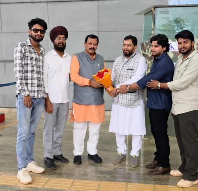 राष्ट्रपति श्रीमती द्रौपदी मुर्मू के आधिकारिक प्रतिनिधिमंडल के सदस्य के रूप में दुर्ग सांसद के विदेश यात्रा पर प्रस्थान करने पर भाजपा नेता विजय साहू ने दी शुभकामनाएं राष्ट्रपति श्रीमती द्रौपदी मुर्मू के आधिकारिक प्रतिनिधिमंडल के सदस्य के रूप में दुर्ग सांसद के विदेश यात्रा पर प्रस्थान करने पर भाजपा नेता विजय साहू ने दी शुभकामनाएं
