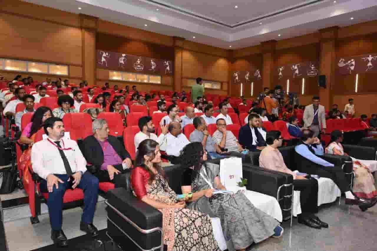 साझेदारी से बदलेगा गांवों का भविष्य—TRI और छत्तीसगढ़ सरकार साथ मिलकर लिखेंगे विकास की नई कहानी