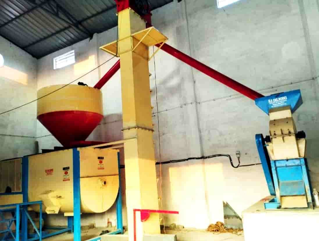 हुनर को मिली उड़ान, सपनों को मिला आसमान—बिहान से आत्मनिर्भर बन रहीं बिलासपुर की महिलाएं हुनर को मिली उड़ान, सपनों को मिला आसमान—बिहान से आत्मनिर्भर बन रहीं बिलासपुर की महिलाएं