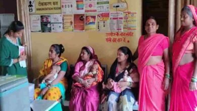माँ की ममता का अमृत, स्वस्थ जीवन की पहली नींव—प्रदेश में गूंजा स्तनपान का संदेश माँ की ममता का अमृत, स्वस्थ जीवन की पहली नींव—प्रदेश में गूंजा स्तनपान का संदेश