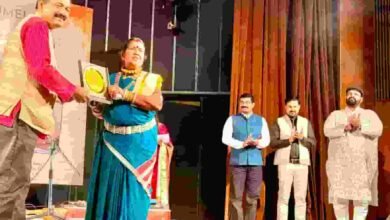दिल्ली में छाया छत्तीसगढ़ का रंग! मंच पर जीवंत हुई पंडवानी की समृद्ध परंपरा दिल्ली में छाया छत्तीसगढ़ का रंग! मंच पर जीवंत हुई पंडवानी की समृद्ध परंपरा