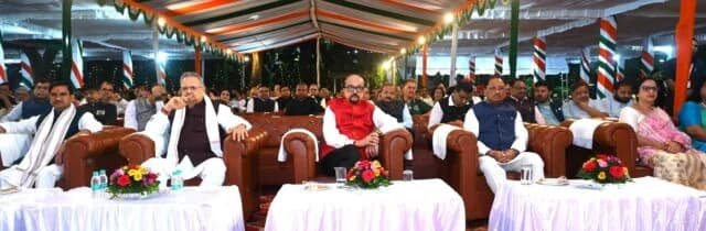 आजादी की खुशबू, अपनत्व का स्वागत—लोकभवन में सजा स्वतंत्रता दिवस का खास समारोह आजादी की खुशबू, अपनत्व का स्वागत—लोकभवन में सजा स्वतंत्रता दिवस का खास समारोह