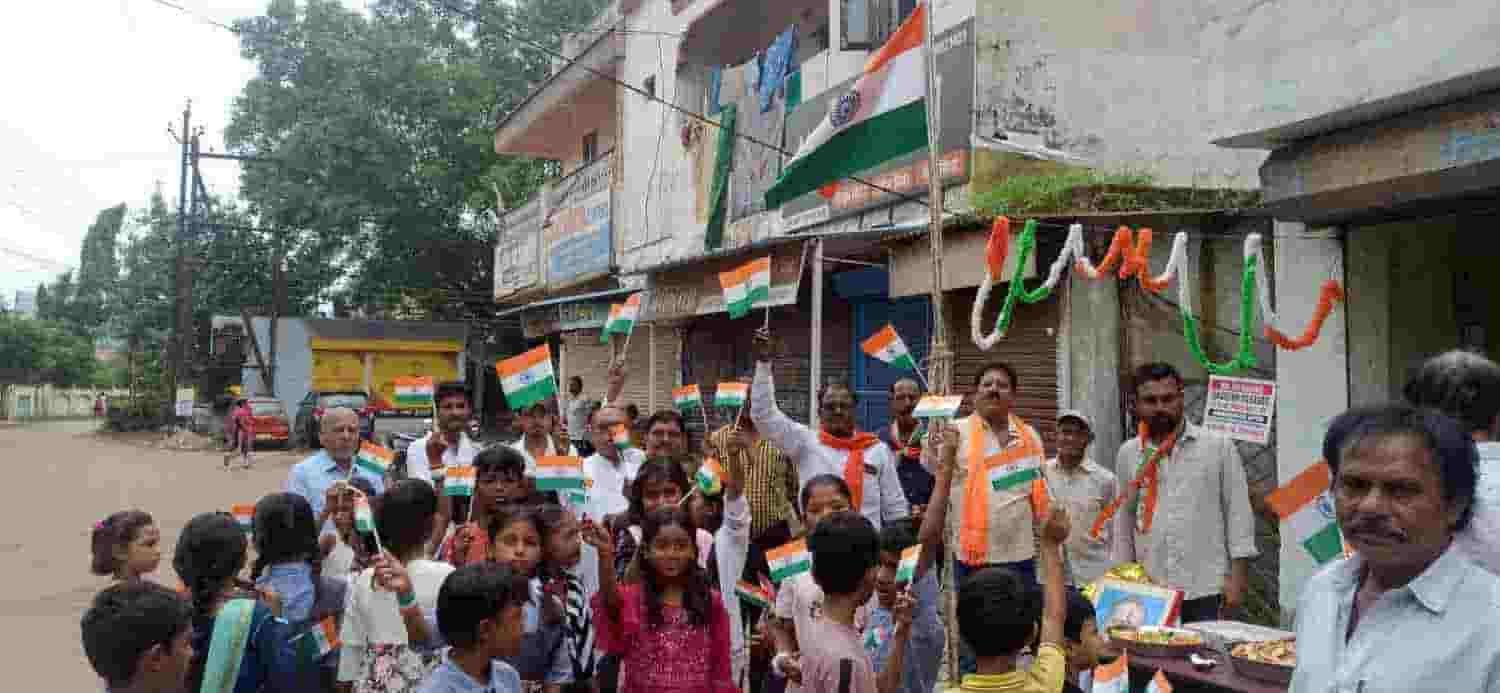 भिलाई शिवसेना कार्यालय में 80वां स्वतंत्रता दिवस हर्षोल्लास से मनाया गया भिलाई शिवसेना कार्यालय में 80वां स्वतंत्रता दिवस हर्षोल्लास से मनाया गया