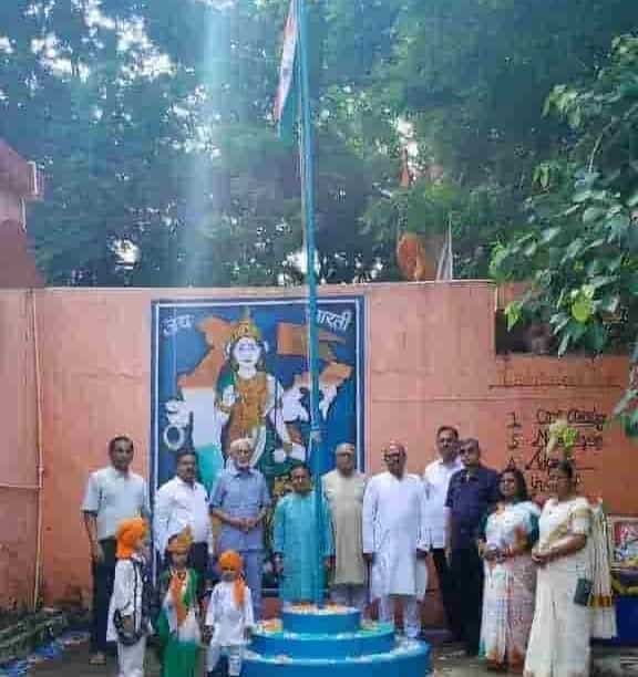 तिरंगे की छांव, दिल में देश—सरस्वती विहार स्कूल में सजा आजादी का उत्सव तिरंगे की छांव, दिल में देश—सरस्वती विहार स्कूल में सजा आजादी का उत्सव