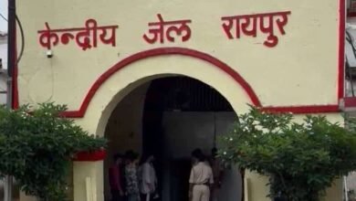 रक्षाबंधन पर बड़ा फैसला! केंद्रीय जेल रायपुर में बहनों को भाइयों से मिलने की खास व्यवस्था रक्षाबंधन पर बड़ा फैसला! केंद्रीय जेल रायपुर में बहनों को भाइयों से मिलने की खास व्यवस्था