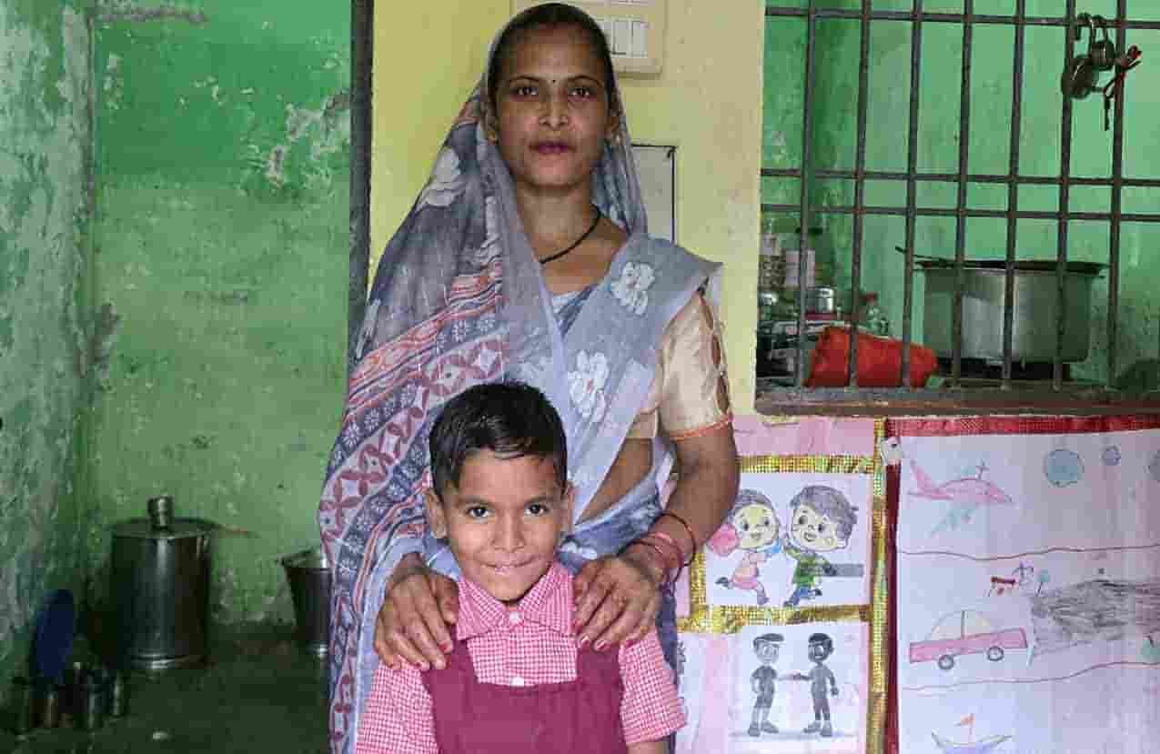 बेटी के भविष्य की चिंता हुई दूर! नोनी सुरक्षा योजना से कौशिल्या रजवाड़े को मिला बड़ा संबल बेटी के भविष्य की चिंता हुई दूर! नोनी सुरक्षा योजना से कौशिल्या रजवाड़े को मिला बड़ा संबल