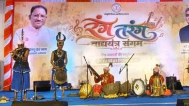 खामोश होने वाली थीं लोकधुनें! विलुप्त होते वाद्ययंत्रों को फिर मिली नई आवाज