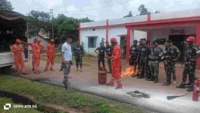 मुश्किल वक्त में जिंदगी बचाने का हुनर, मॉक ड्रिल में 150 जवानों ने सीखी आपदा प्रबंधन की कला मुश्किल वक्त में जिंदगी बचाने का हुनर, मॉक ड्रिल में 150 जवानों ने सीखी आपदा प्रबंधन की कला