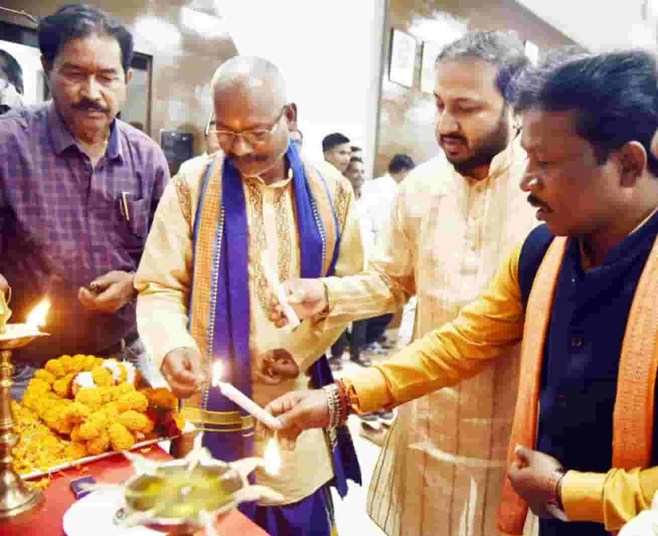जहां परंपरा बने उत्सव, आस्था ओढ़े भव्यता—सजने को तैयार बस्तर दशहरा