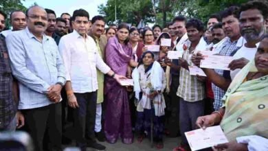 संकट की घड़ी में सरकार का संबल, बाढ़ पीड़ित परिवारों को हरसंभव मदद: टंक राम वर्मा संकट की घड़ी में सरकार का संबल, बाढ़ पीड़ित परिवारों को हरसंभव मदद: टंक राम वर्मा