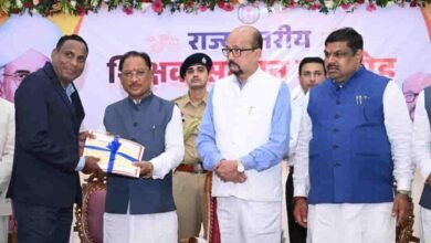AI के युग में शिक्षक बनें विद्यार्थियों के मार्गदर्शक, तकनीक के विवेकपूर्ण उपयोग की दें सीख: राज्यपाल डेका