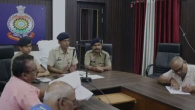 नवरात्रि पर दुर्ग पुलिस अलर्ट मोड में, 150 से अधिक आयोजकों को सुरक्षा संबंधी निर्देश नवरात्रि पर दुर्ग पुलिस अलर्ट मोड में, 150 से अधिक आयोजकों को सुरक्षा संबंधी निर्देश