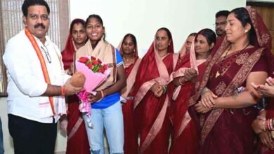 जीत की चमक, हौसले की मुलाकात: गीता यादव से मिले विजय शर्मा