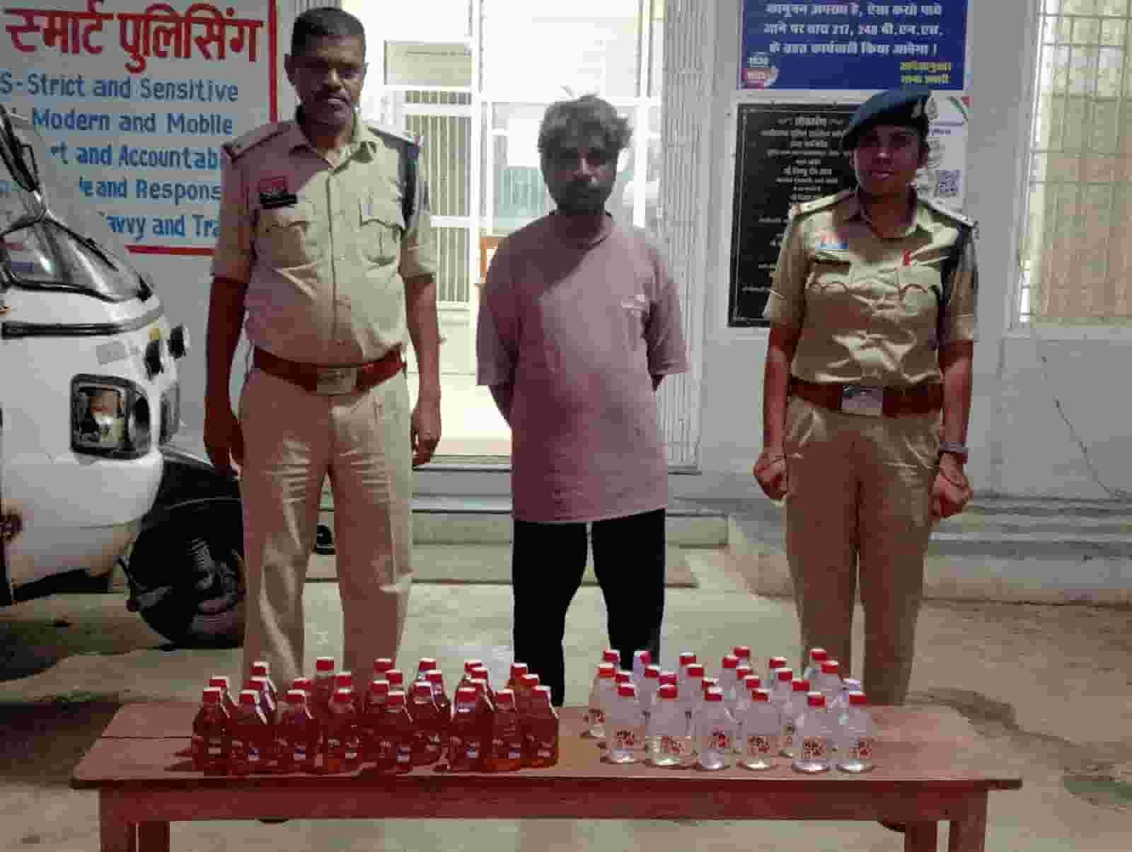 ड्राई डे, सख्त पहरा: अवैध शराब के खिलाफ दुर्ग पुलिस का अभियान