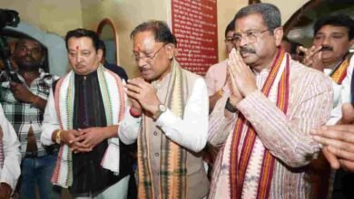 मुख्यमंत्री विष्णु देव साय ने रामचंडी मंदिर में पूजा-अर्चना कर प्रदेश की खुशहाली की कामना की मुख्यमंत्री विष्णु देव साय ने रामचंडी मंदिर में पूजा-अर्चना कर प्रदेश की खुशहाली की कामना की