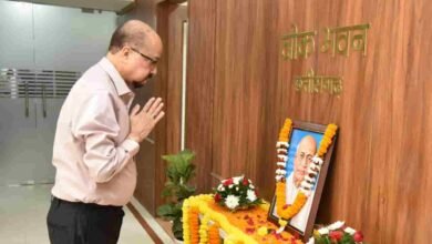 सरदार पटेल की जयंती पर राज्यपाल रमेन डेका ने किया नमन सरदार पटेल की जयंती पर राज्यपाल रमेन डेका ने किया नमन