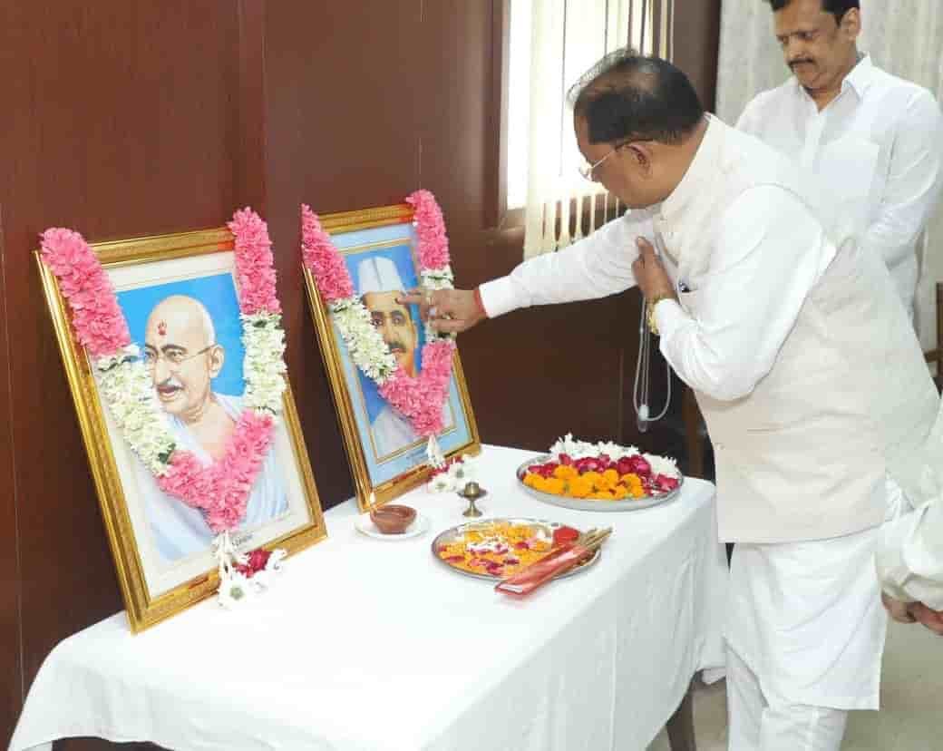 क्रिएटिव / आकर्षक: सत्य-अहिंसा की राह, राष्ट्रसेवा का संकल्प—मुख्यमंत्री साय का संदेश