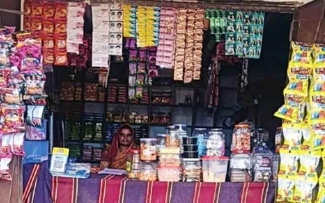 बिहान से उम्मीदों की उड़ान, किराने की दुकान से आत्मनिर्भरता की नई कहानी बिहान से उम्मीदों की उड़ान, किराने की दुकान से आत्मनिर्भरता की नई कहानी
