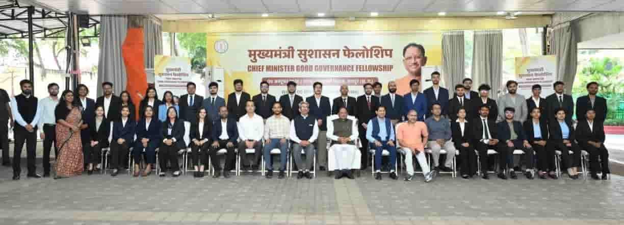 युवा जोश से विकास की उड़ान, युवाओं की भागीदारी से बनेगा नया छत्तीसगढ़ युवा जोश से विकास की उड़ान, युवाओं की भागीदारी से बनेगा नया छत्तीसगढ़
