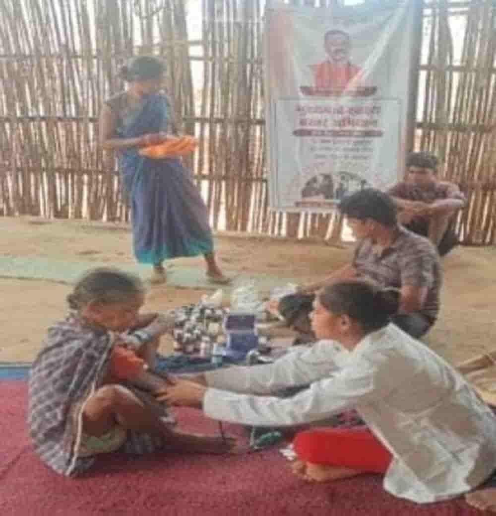सात नदियां पार, सेवा का संकल्प बरकरार; सन्नो बाई के जीवन में लौटी उम्मीद सात नदियां पार, सेवा का संकल्प बरकरार; सन्नो बाई के जीवन में लौटी उम्मीद