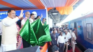 रेल की पटरी पर विकास की नई रफ्तार, रावघाट–रायपुर और रायपुर–कुरूद सेवाओं का आगाज
