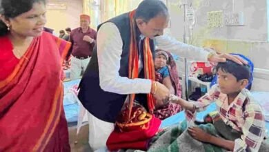 हादसे ने छीनी छह जिंदगियां, घायलों की मदद के लिए आगे आई सरकार हादसे ने छीनी छह जिंदगियां, घायलों की मदद के लिए आगे आई सरकार