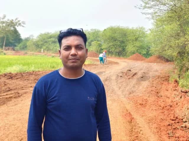 प्रधानमंत्री ग्राम सड़क योजना से संवर रही ग्राम मोंगरी की सड़क