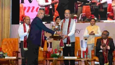 सोच को दें पंख, आइडिया को बनाएं कारोबार—शिक्षा से सफलता की राह : डेका सोच को दें पंख, आइडिया को बनाएं कारोबार—शिक्षा से सफलता की राह : डेका
